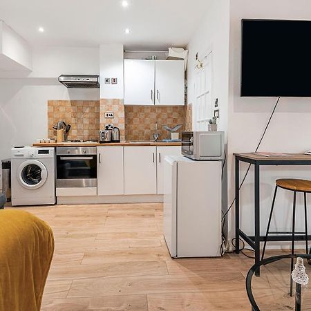 Beautiful Hyde Park Studio Flat Apartment ลอนดอน ภายนอก รูปภาพ