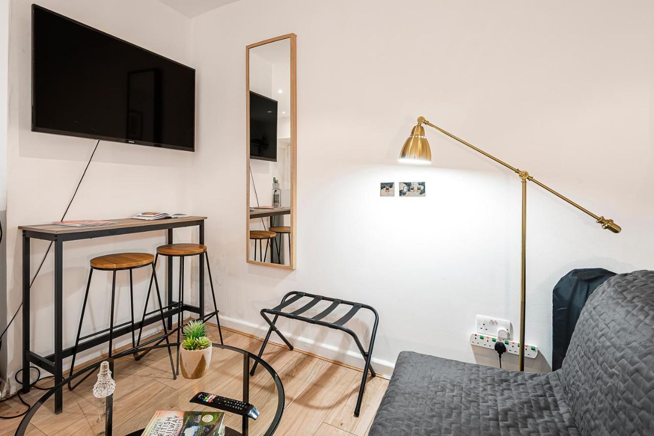 Beautiful Hyde Park Studio Flat Apartment ลอนดอน ภายนอก รูปภาพ